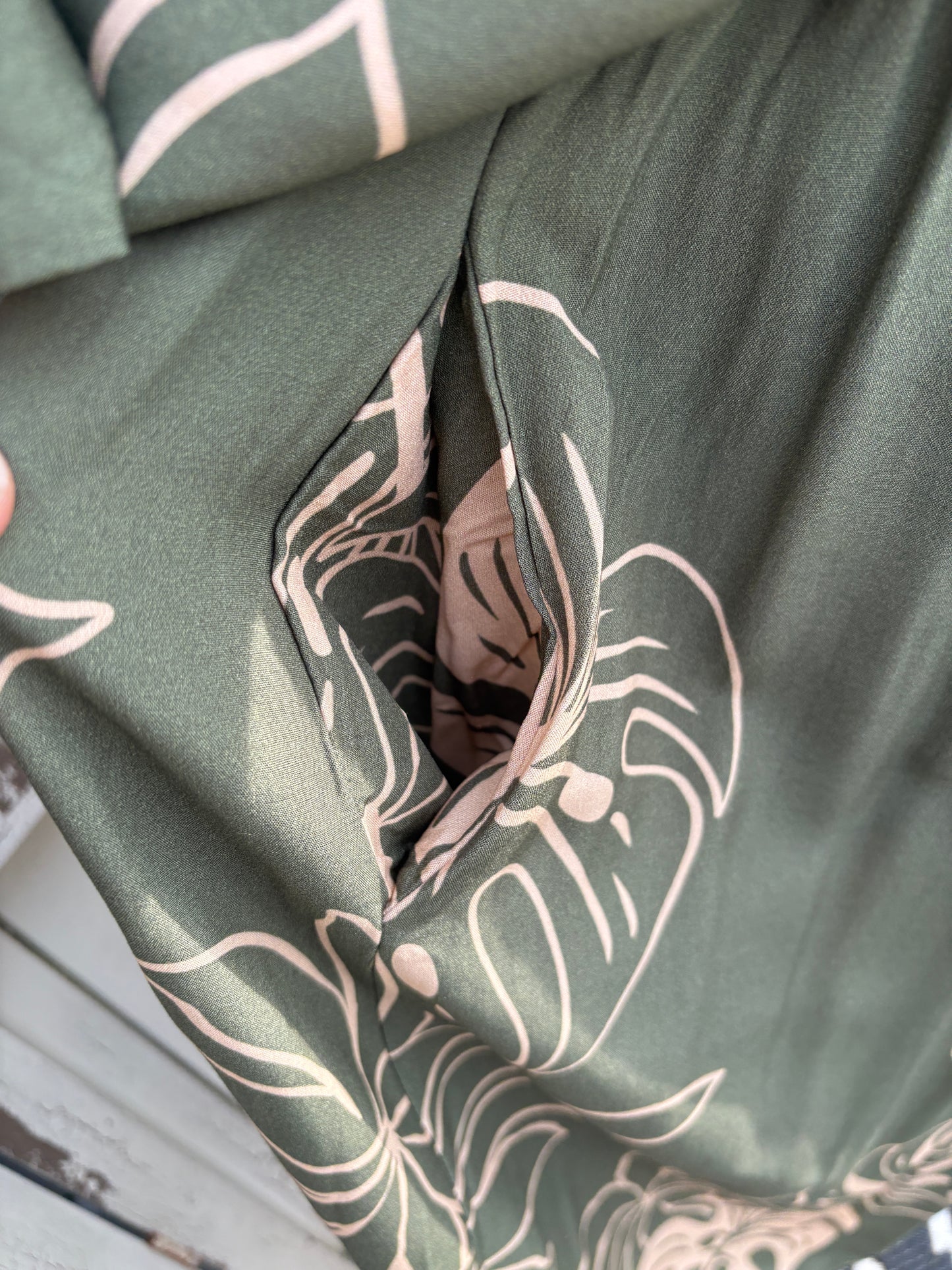 Made in Italy Split Side Summer Dress – Tropical Leaf Print