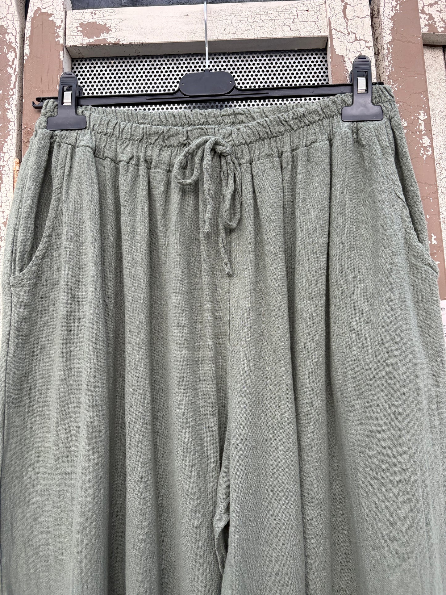 Made in Italy Wide-Legged Summer Trousers – Lightweight Linen-Cotton Blend