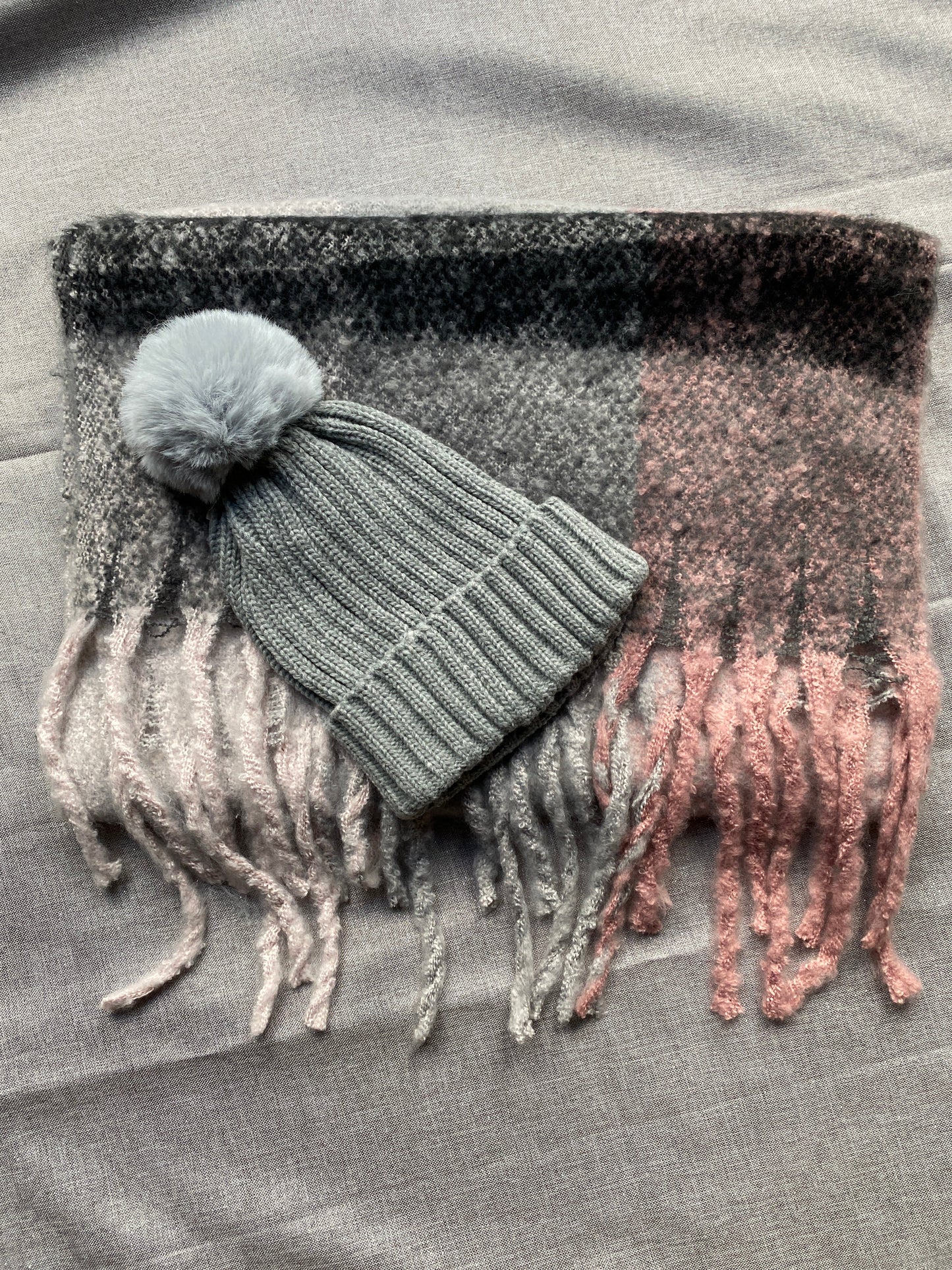 #14 Blanket Scarf Gift Set with Hat