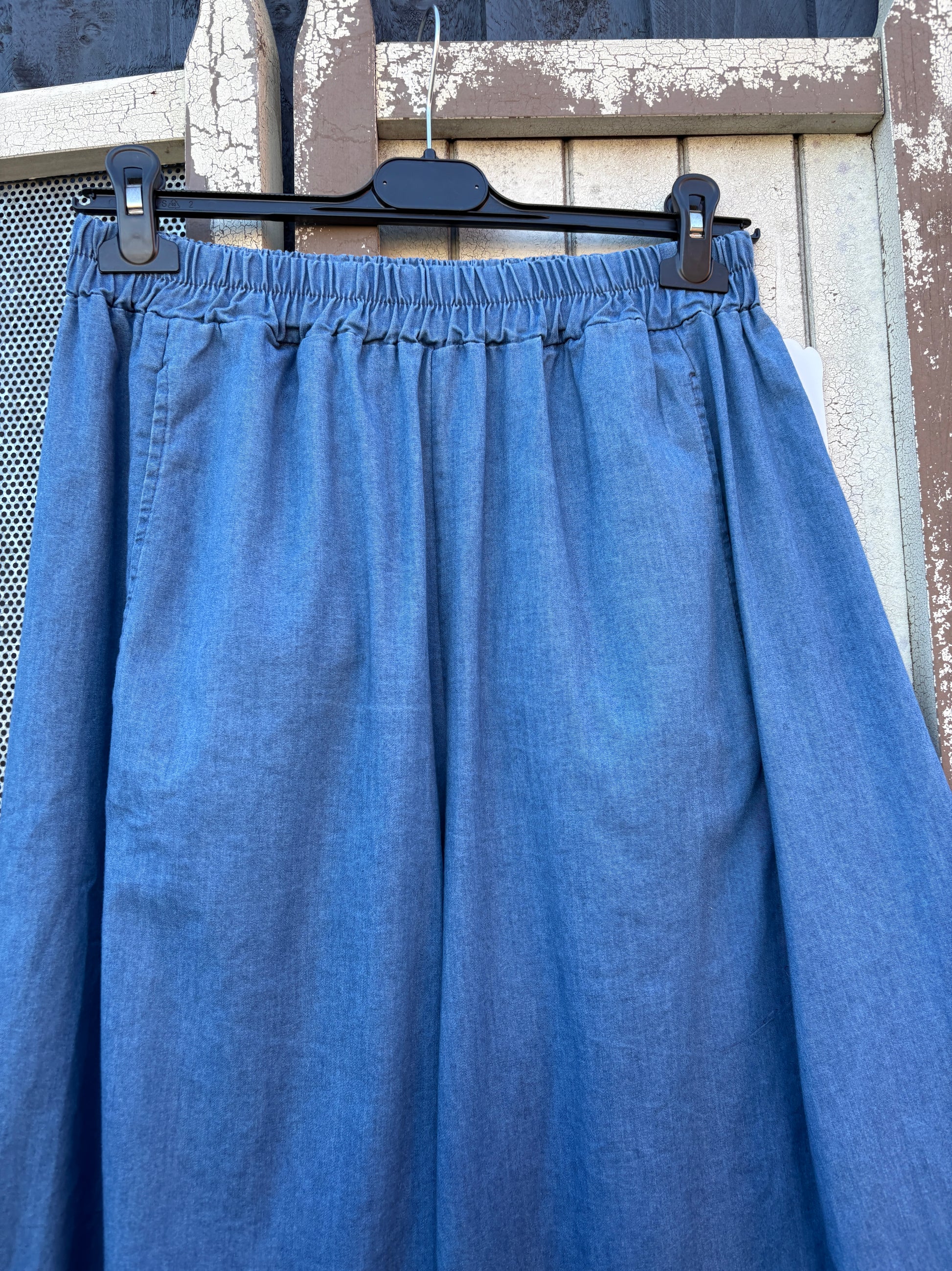 Made in Italy 7/8 Barrel Style Trousers - Denim