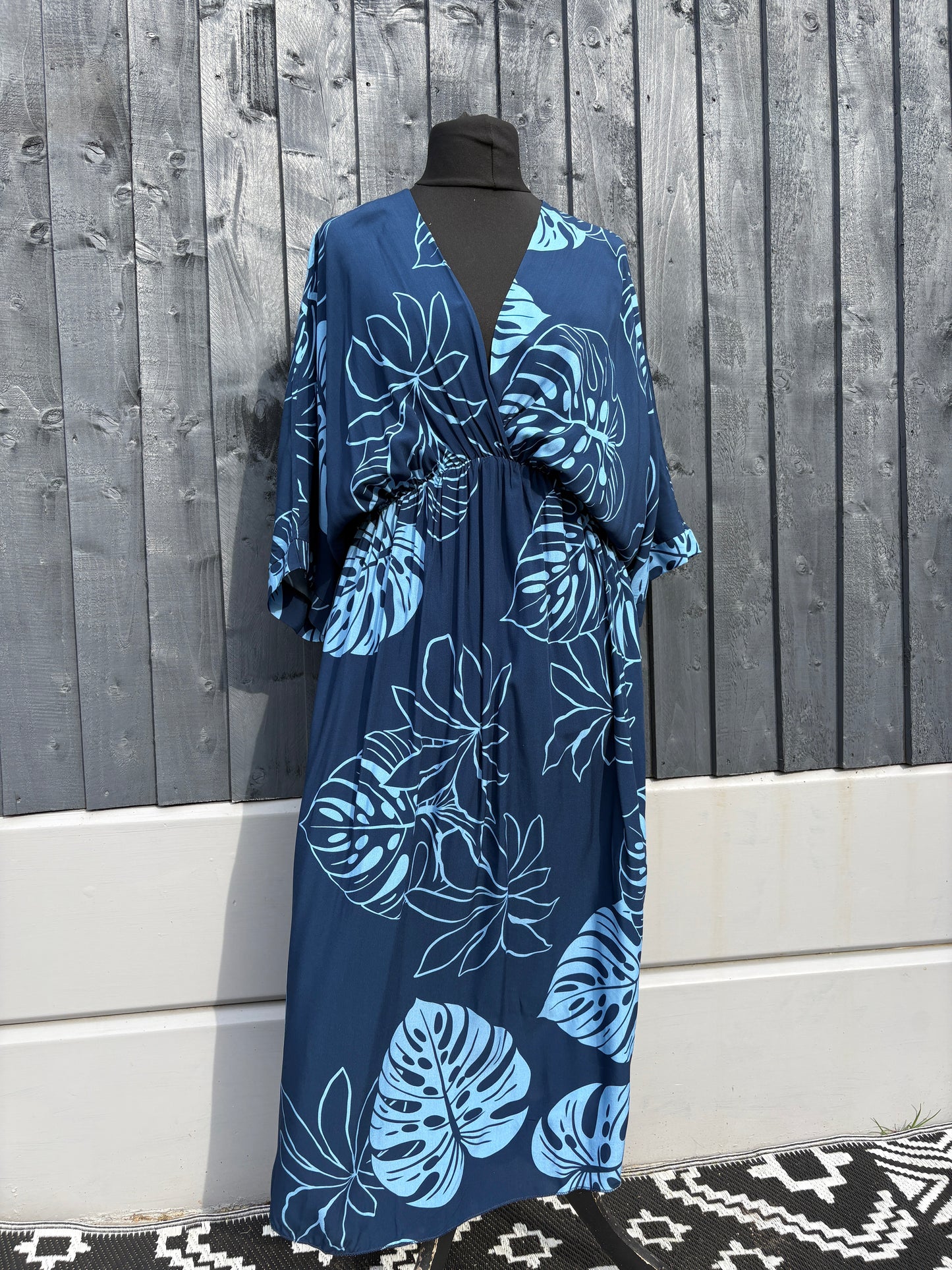 Made in Italy Split Side Summer Dress – Tropical Leaf Print