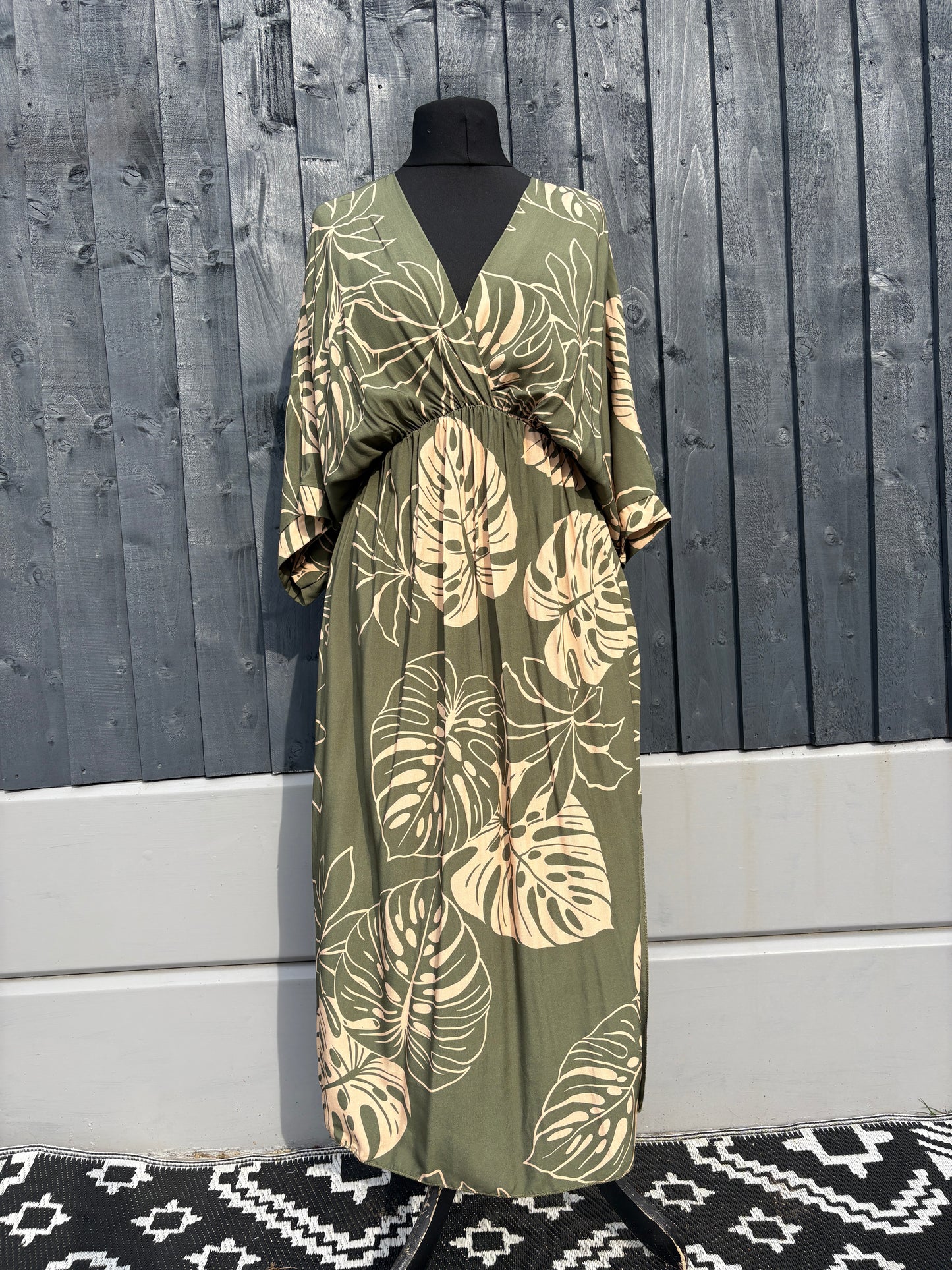 Made in Italy Split Side Summer Dress – Tropical Leaf Print