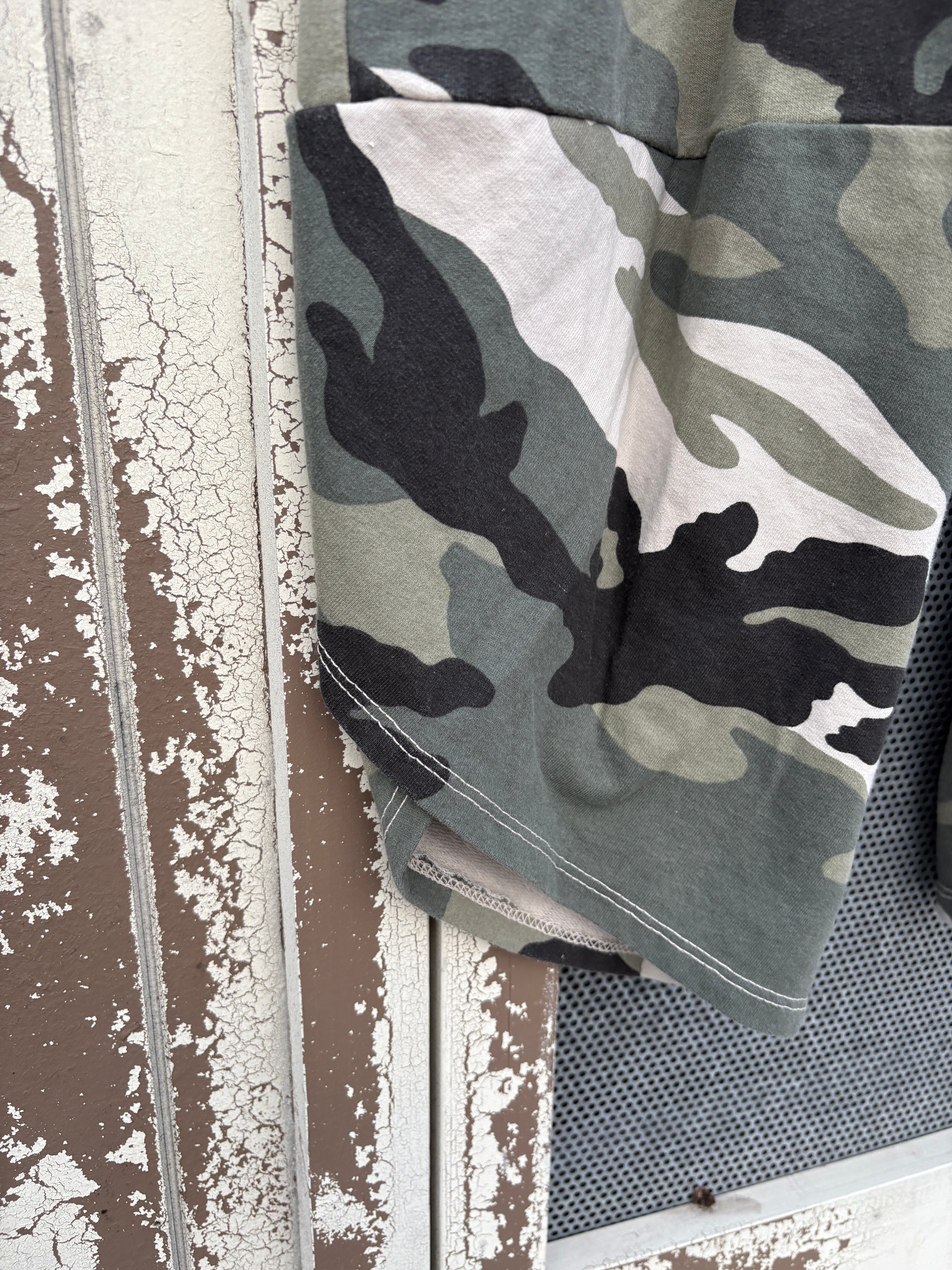 Made in Italy Tulip Cocoon Trousers – Camo Print