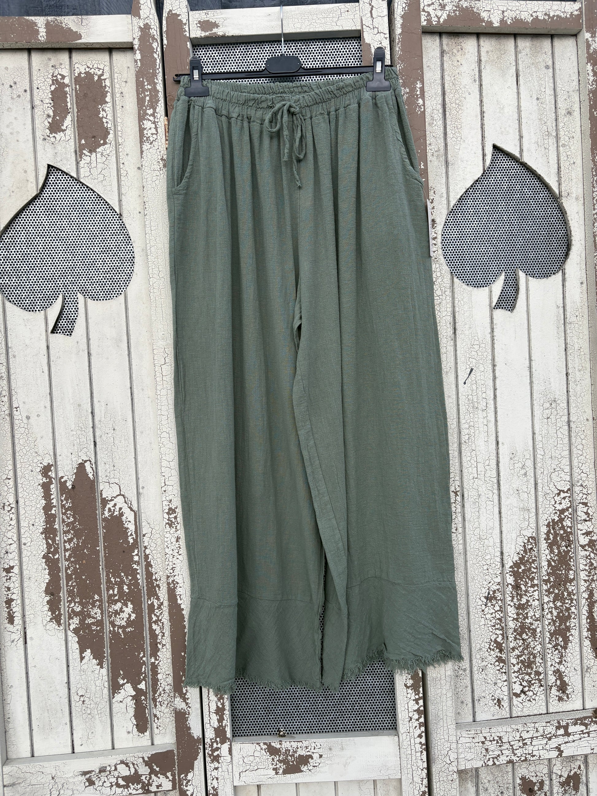 Made in Italy Wide-Legged Summer Trousers – Lightweight Linen-Cotton Blend