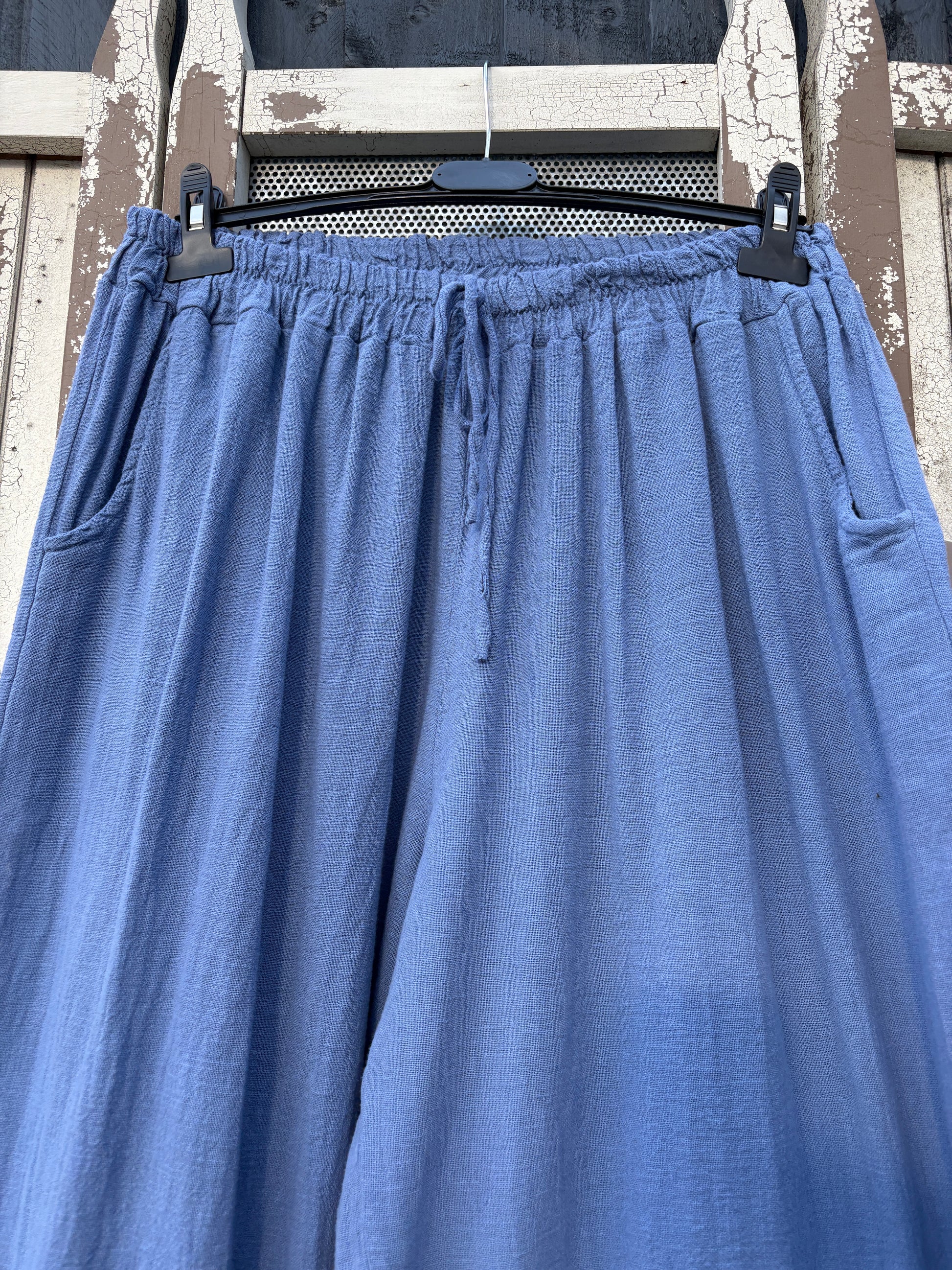 Made in Italy Wide-Legged Summer Trousers – Lightweight Linen-Cotton Blend
